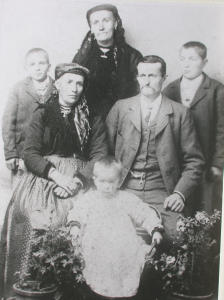Ritratto di famiglia (1920 - 1930)